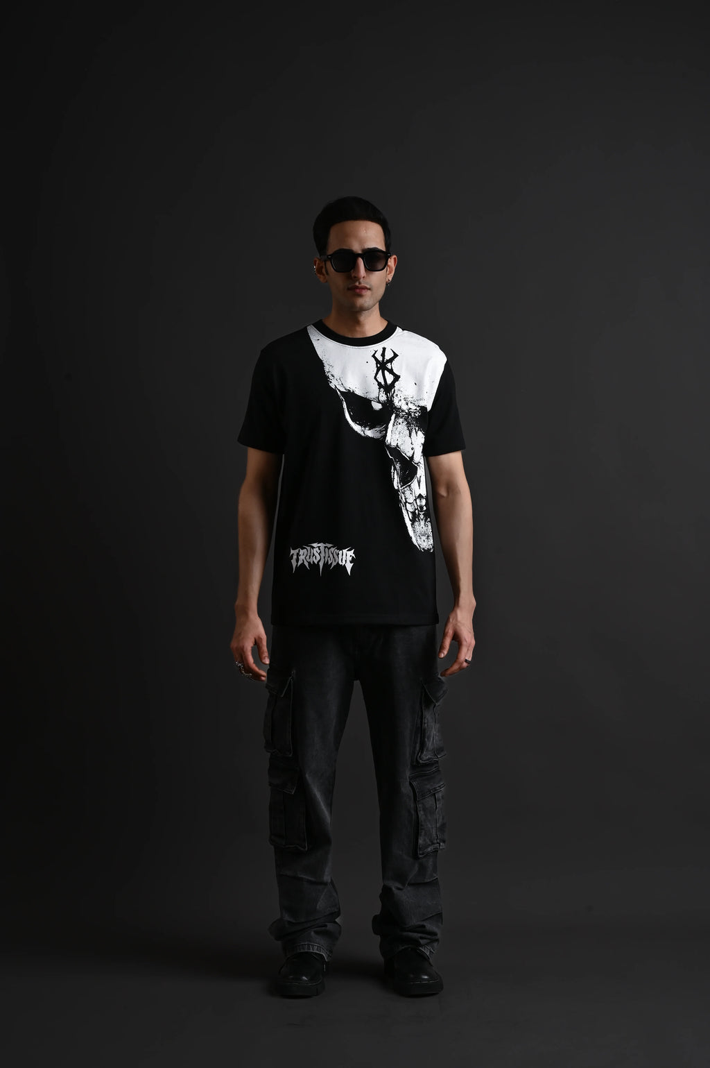 Trust Issue Skull Graphic Black T-Shirt