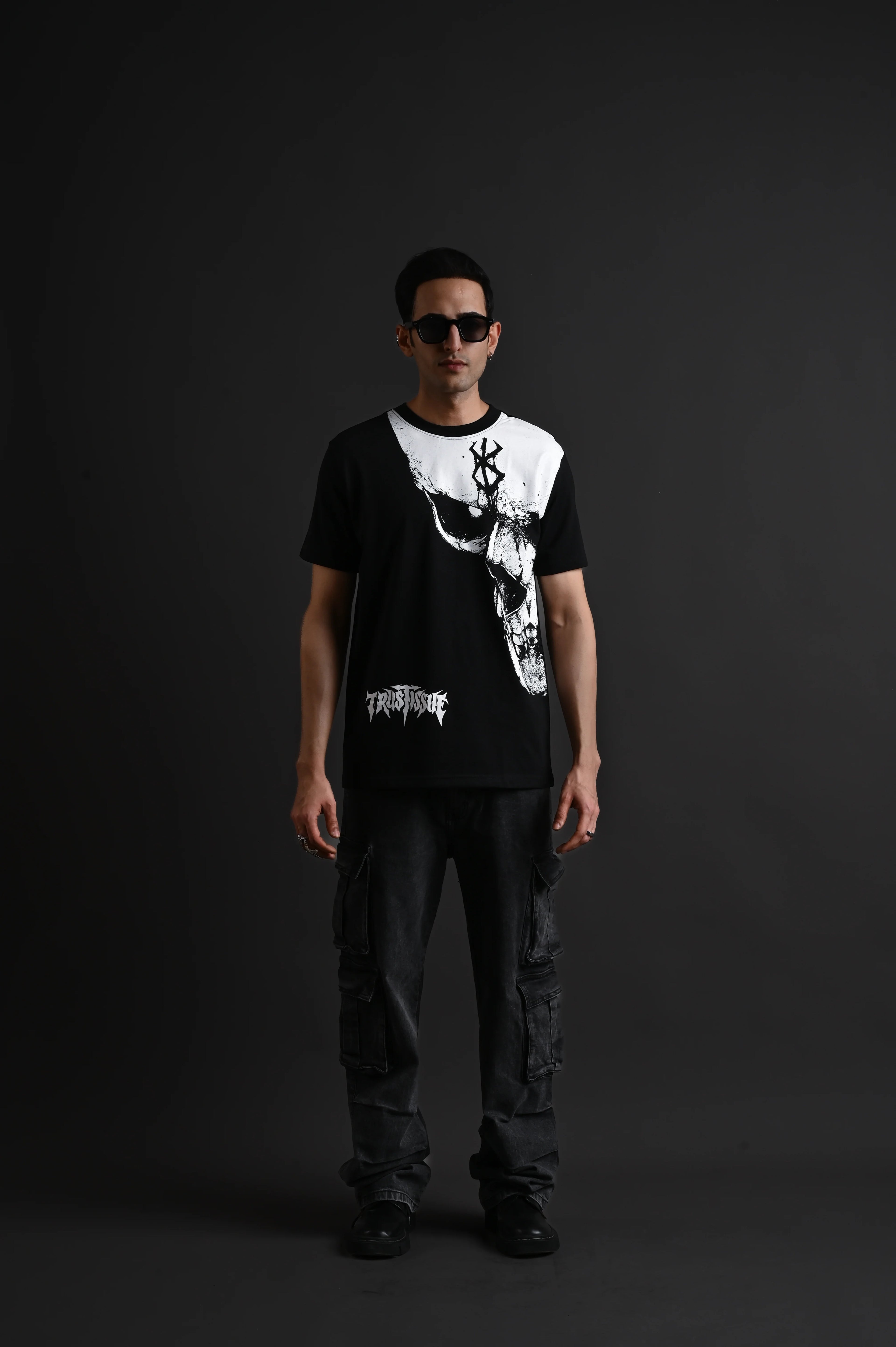 Trust Issue Skull Graphic Black T-Shirt