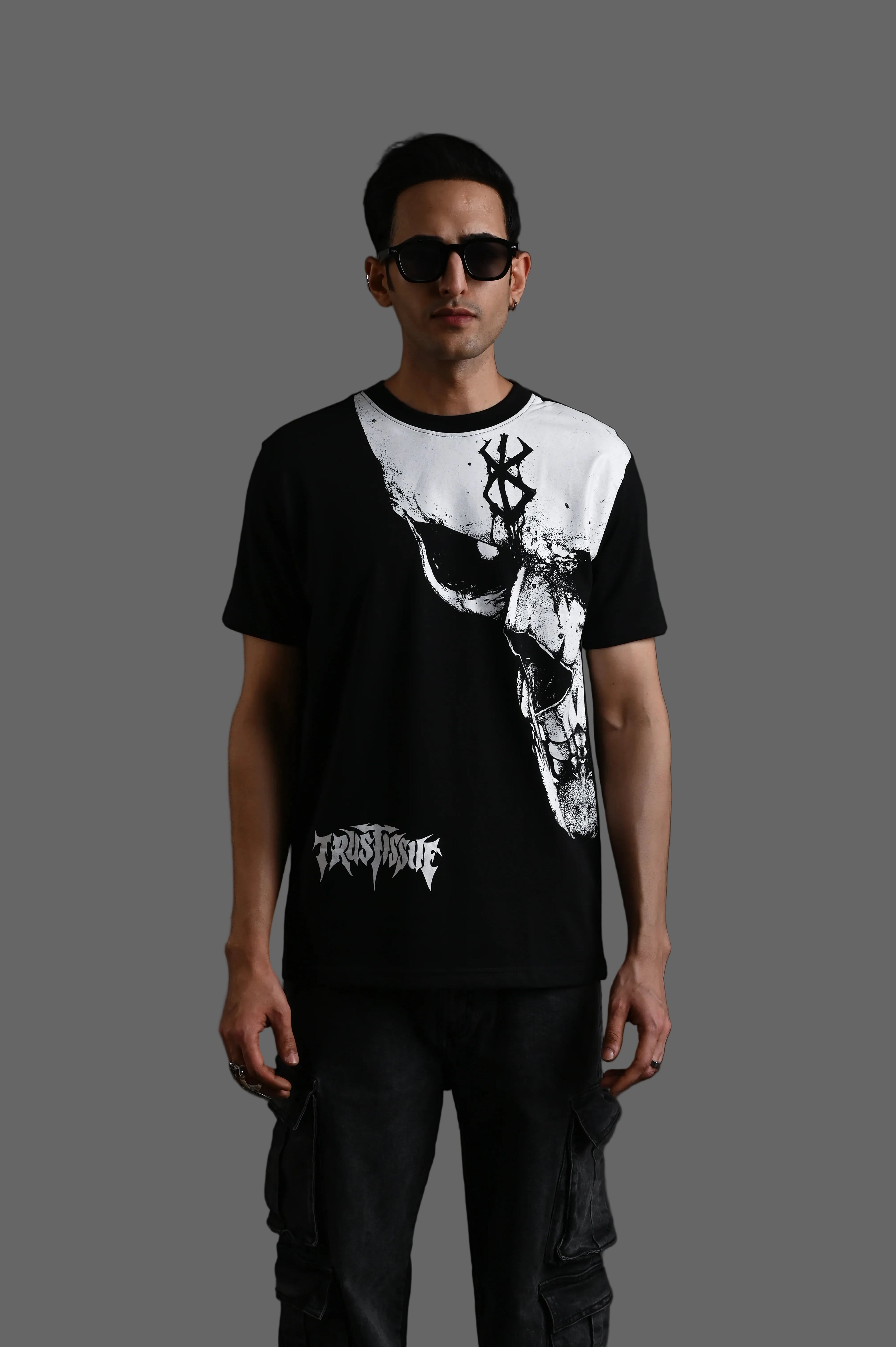 Trust Issue Skull Graphic Black T-Shirt